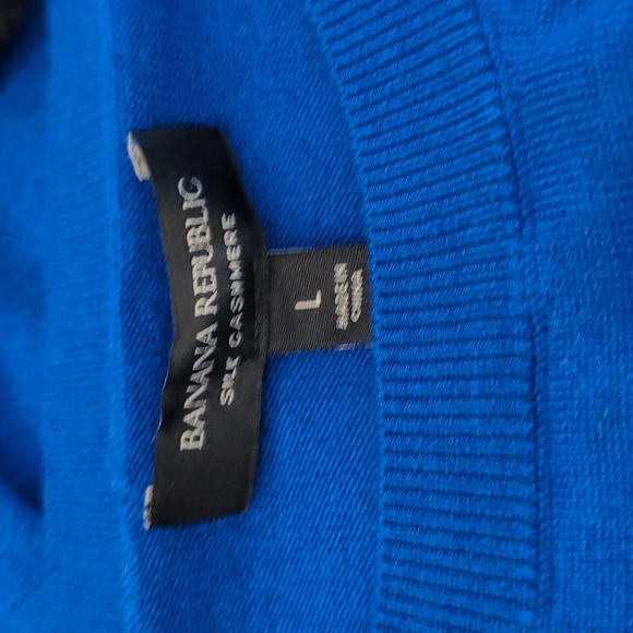 Banana Republic Royal Blue Silk Cashmere Sweater Large NWT - Picture 2 of 8